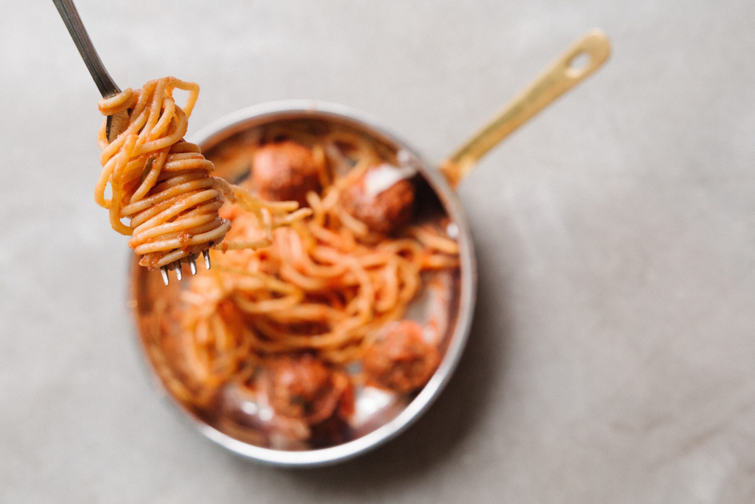 Spaghetti with marinara and meatballs