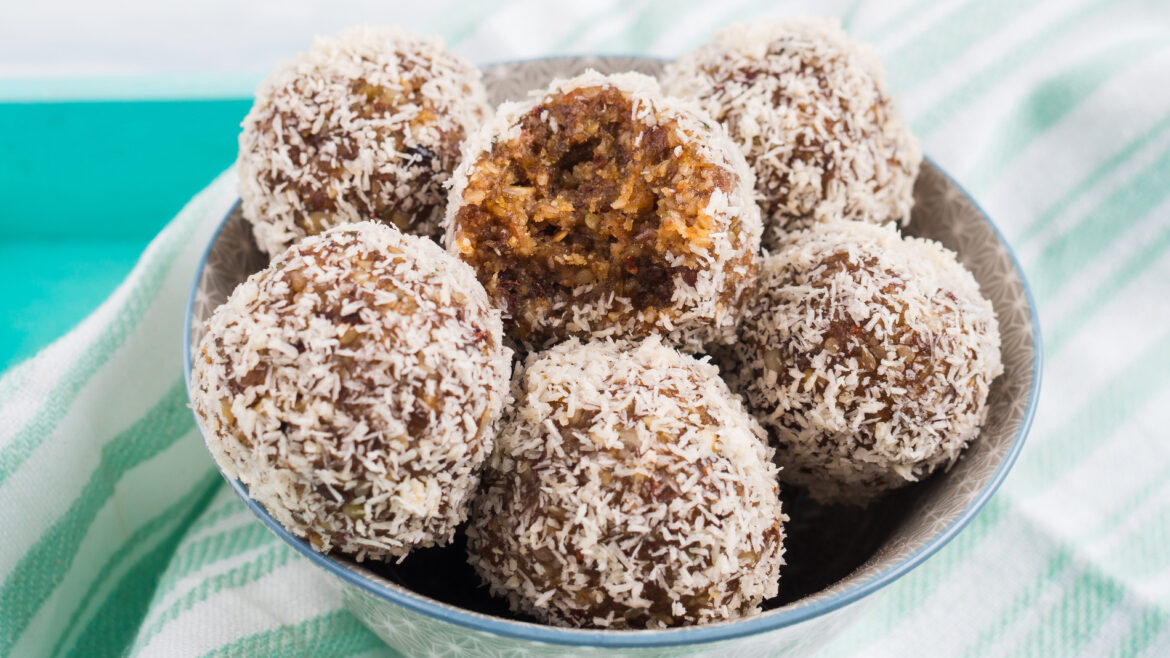 Carrot Cake Energy Balls