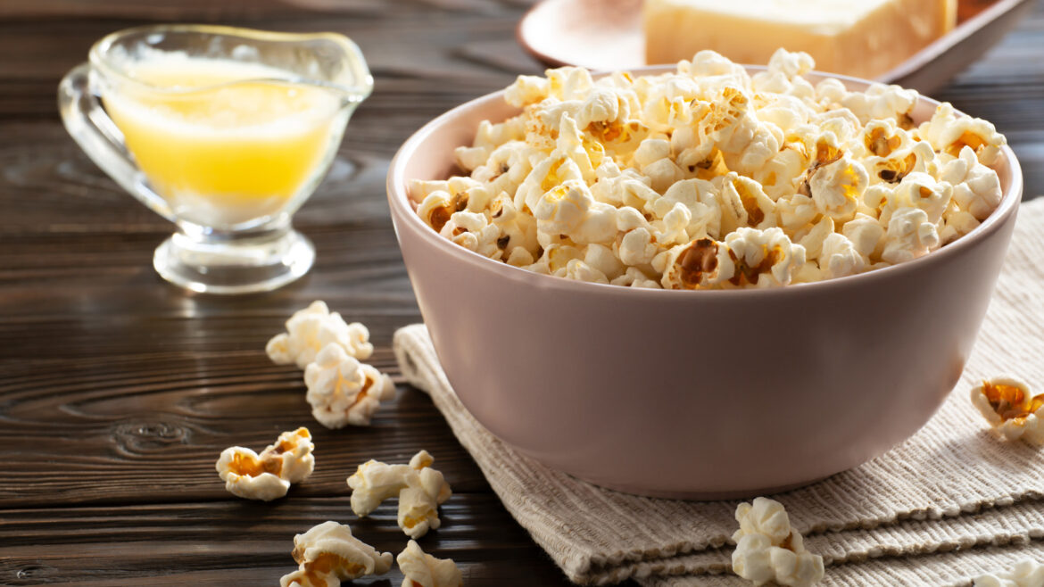 Popcorn with Olive Oil and Parmesan
