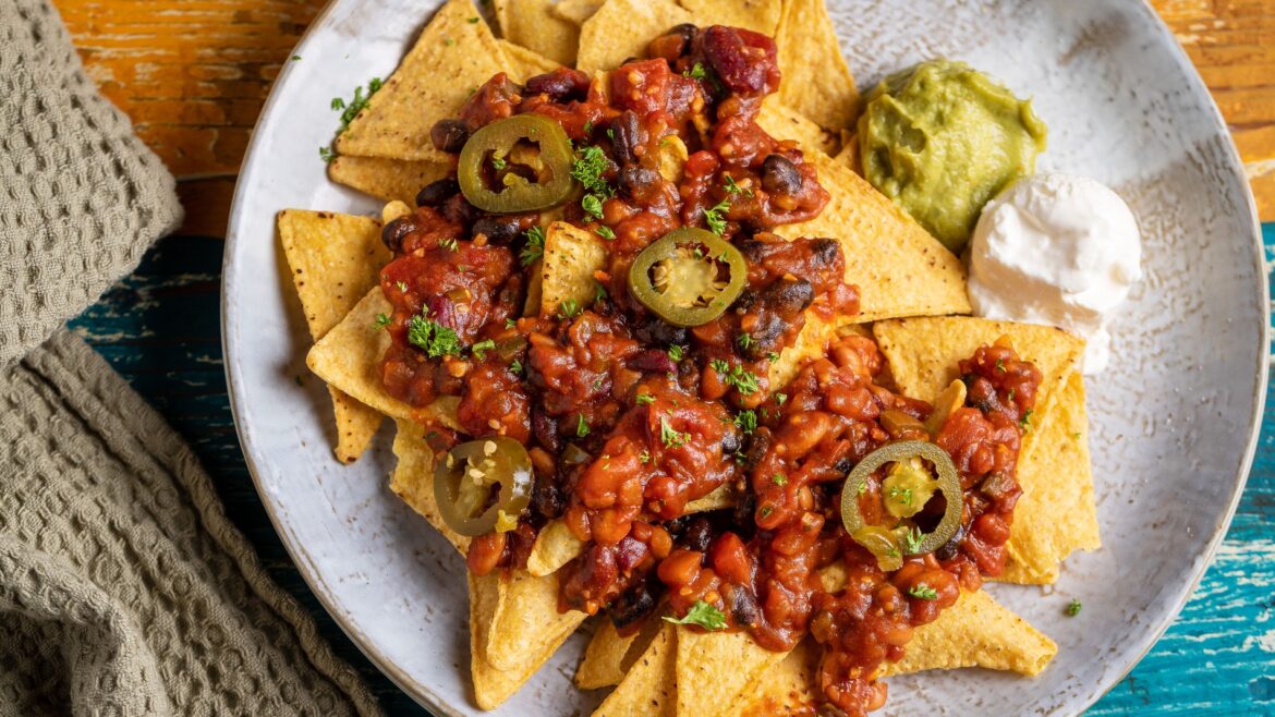 Leftover Chili Nachos