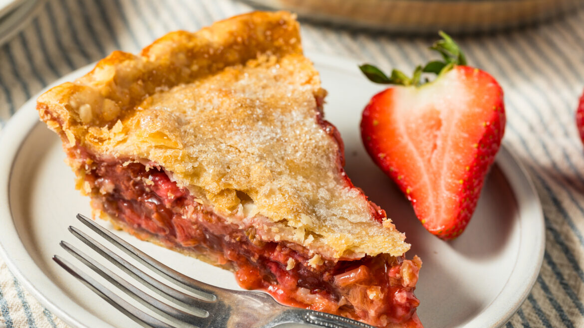 Strawberry Rhubarb Pie