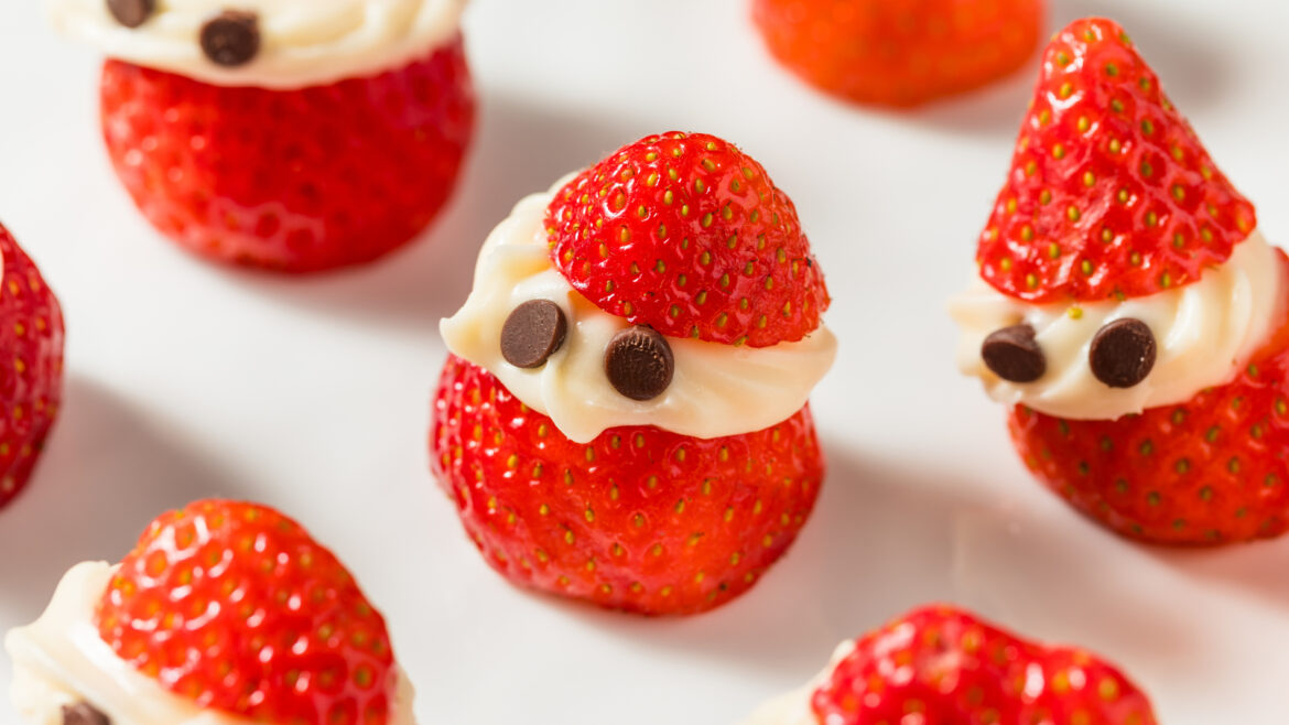 Cheesecake-Stuffed Strawberries