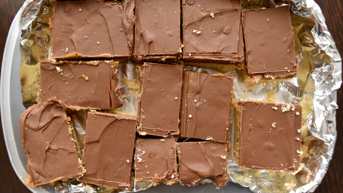 Chocolate Peanut Butter Bars