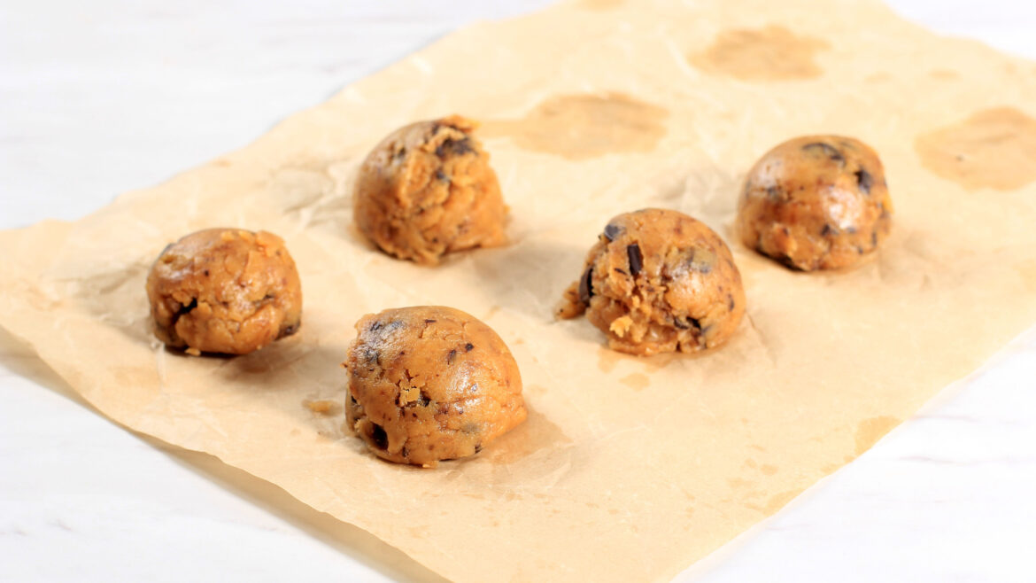 No-Bake Cookie Dough Balls