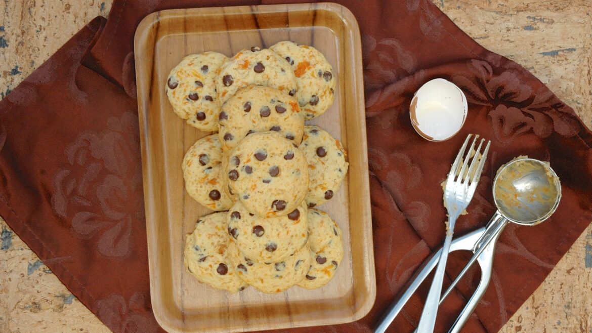 Chocolate chip cookies
