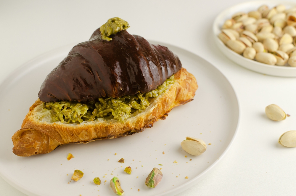 Kunafa Croissants