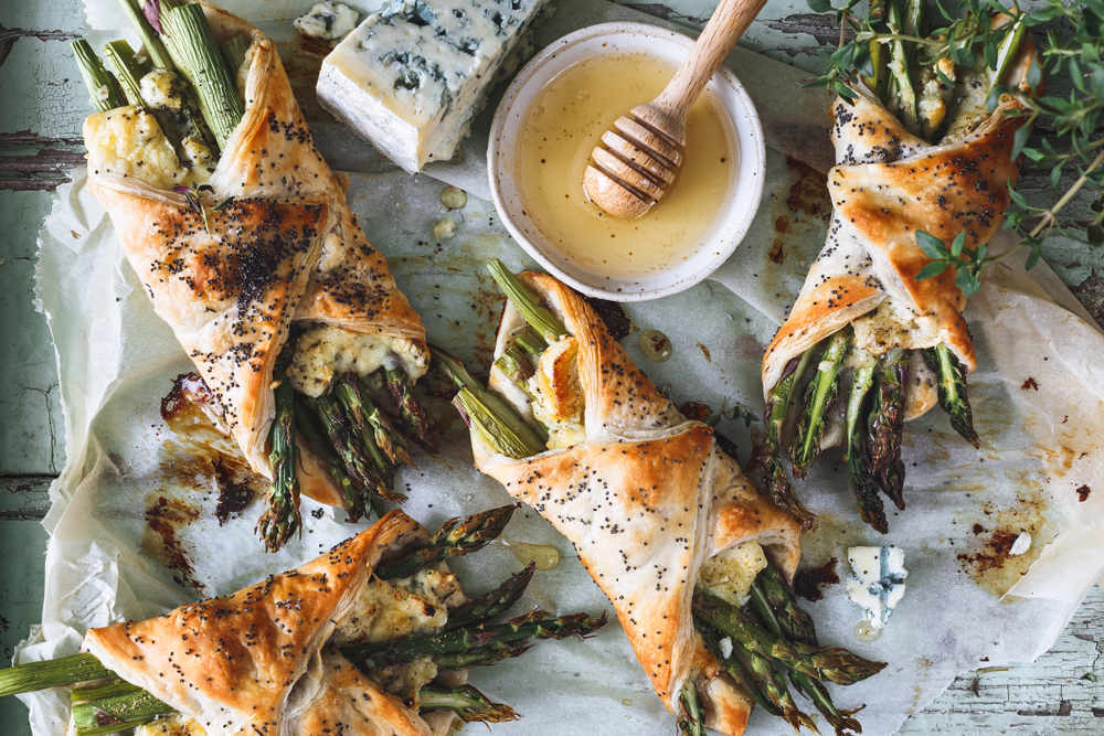 Cheesy Asparagus Puff Pies Everyone Will Love