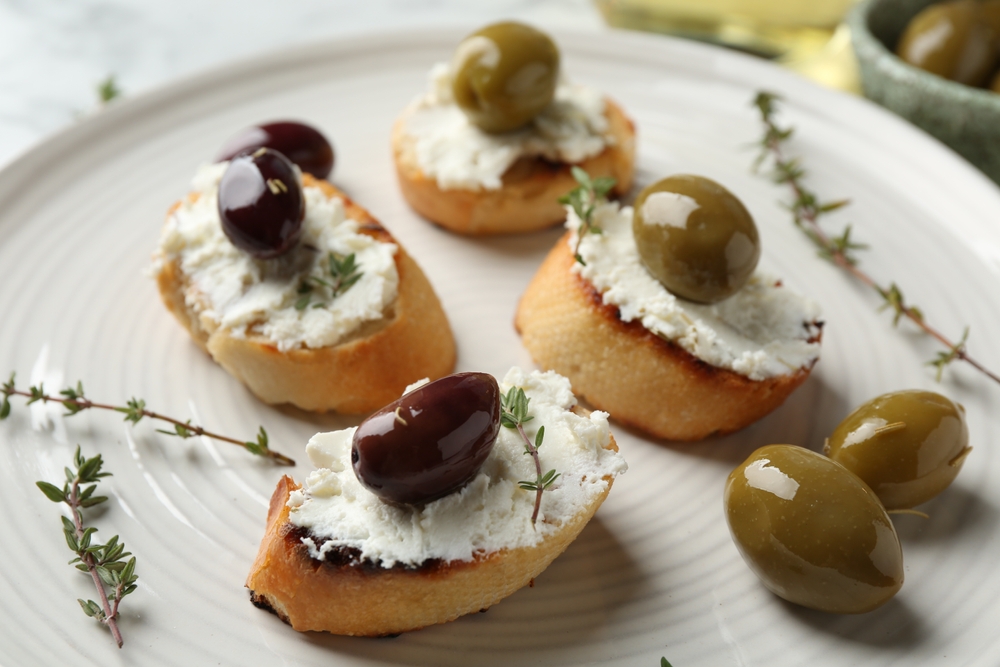 Goat Cheese Crostini