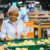 How to Pick Farm-Fresh Fruits and Vegetables Like a Smart Shopper?