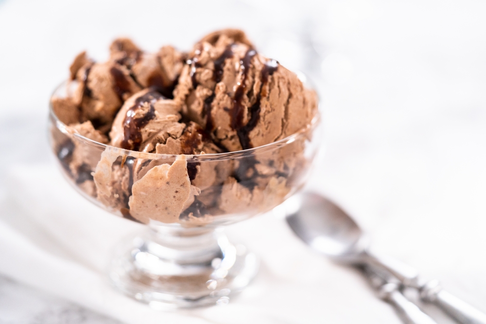 How to Serve Ice Cream Faster Without an Ice Cream Scoop?