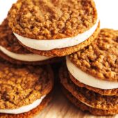 Homemade Oatmeal Cream Pies That Bring Back Every Sweet Childhood Memory