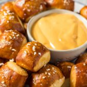 Soft Pretzel Bites With Beer Cheese Dip