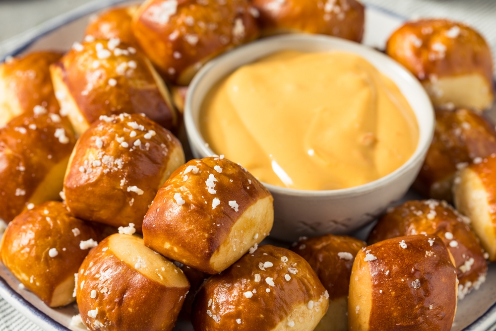 Soft Pretzel Bites With Beer Cheese Dip